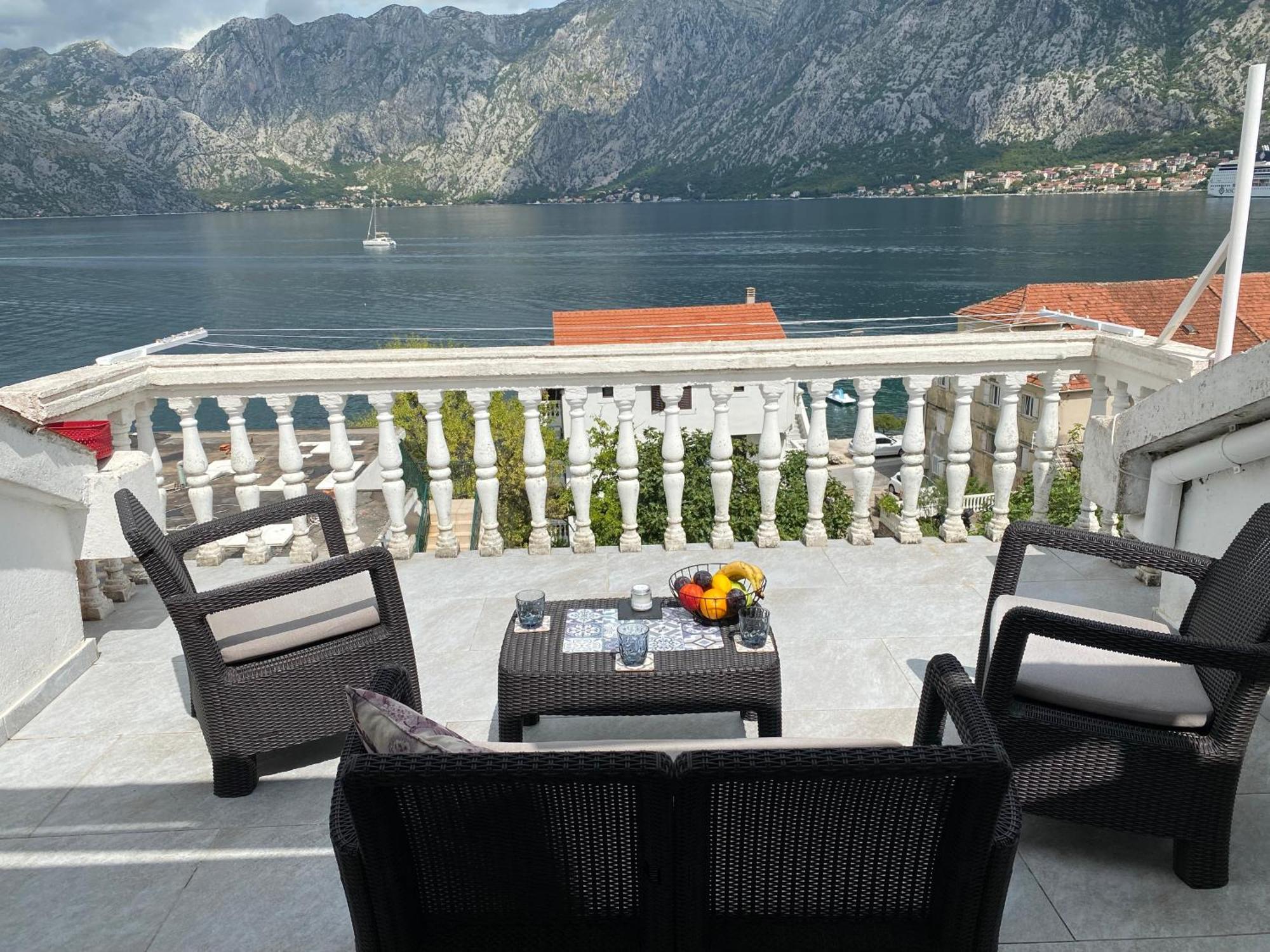 Lux Boka Sea View Apartment Котор Экстерьер фото